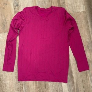 Lululemon Swiftly Breathe Long Sleeve ripened raspberry